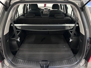 Минивэн Kia Carens 2011 года, 829000 рублей, Красноярск