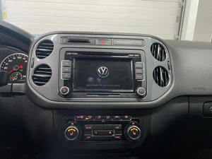 Внедорожник Volkswagen Tiguan 2014 года, 1720000 рублей, Ярославль