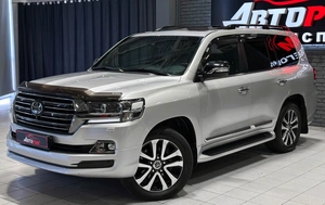 Внедорожник Toyota Land Cruiser 2018 года, 6900000 рублей, Красноярск