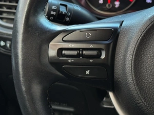 Хетчбэк Kia Rio X-Line 2019 года, 1779000 рублей, Кропоткин