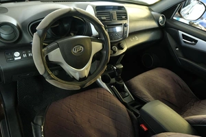 Внедорожник Lifan X60 2016 года, 579000 рублей, Омск