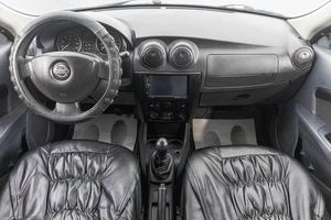 Седан Nissan Almera 2015 года, 739000 рублей, Барнаул