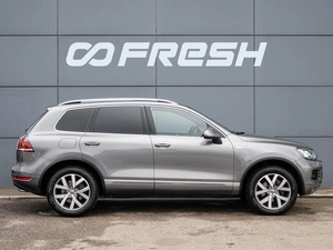 Внедорожник Volkswagen Touareg 2014 года, 2400000 рублей, Краснодар