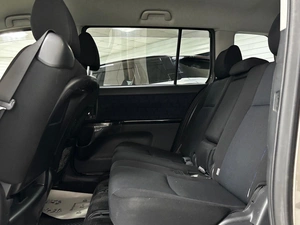 Минивэн Toyota Isis 2014 года, 1315000 рублей, Ачинск