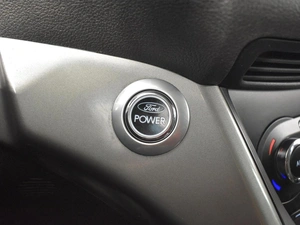 Внедорожник Ford Kuga 2013 года, 994900 рублей, Казань
