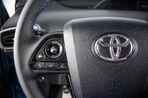 Лифтбек Toyota Prius Prime 2019 года, 2989000 рублей, Пермь