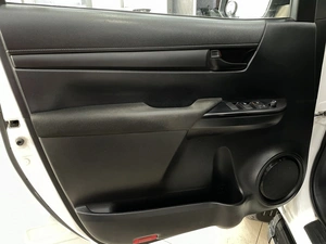 Пикап Toyota Hilux 2021 года, 4497000 рублей, Солонцы