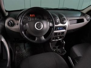 Хетчбэк Renault Sandero 2010 года, 644000 рублей, Воронеж