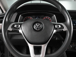 Седан Volkswagen Jetta 2020 года, 1639000 рублей, Аксай