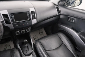 Внедорожник Mitsubishi Outlander 2011 года, 1399000 рублей, Красноярск