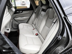 Внедорожник Volvo XC60 2018 года, 3669000 рублей, Кирилловка