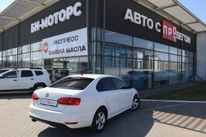 Седан Volkswagen Jetta 2013 года, 1320000 рублей, Мирное