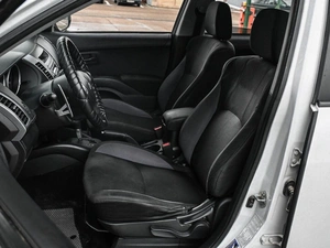 Внедорожник Mitsubishi Outlander 2010 года, 1094000 рублей, Кирилловка