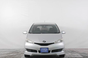 Минивэн Toyota Wish 2009 года, 1349000 рублей, Кемерово