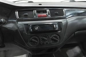 Седан Mitsubishi Lancer 2004 года, 399000 рублей, Новокузнецк