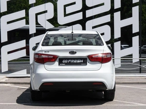 Седан Kia Rio 2012 года, 829000 рублей, Волгоград