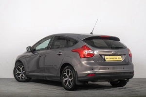 Хетчбэк Ford Focus 2011 года, 799000 рублей, Томск