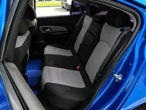 Седан Chevrolet Cruze 2011 года, 620000 рублей, Волгоград