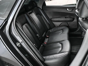 Седан Kia Optima 2017 года, 1489000 рублей, Кирилловка