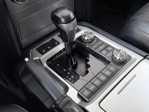 Внедорожник Toyota Land Cruiser 2016 года, 5700000 рублей, Орёл
