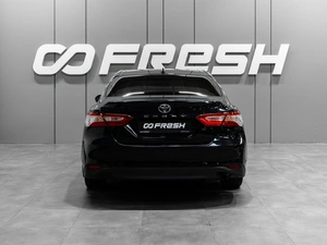 Седан Toyota Camry 2018 года, 2149000 рублей, Тюмень