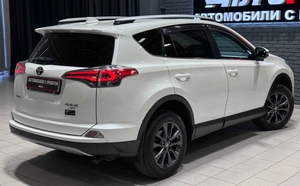 Внедорожник Toyota RAV4 2016 года, 2690000 рублей, Красноярск