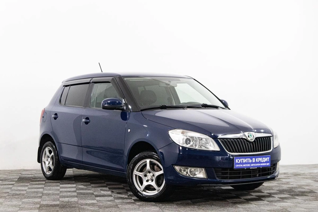 Хетчбэк Skoda Fabia 2012 года, 649000 рублей, Сургут