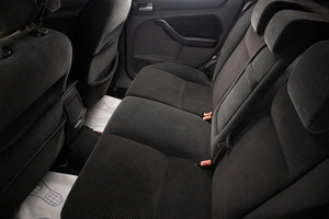 Седан Ford Focus 2005 года, 349000 рублей, Оренбург