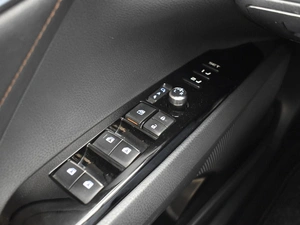 Седан Toyota Camry 2019 года, 2763100 рублей, Казань
