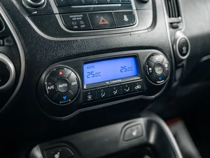 Внедорожник Hyundai ix35 2010 года, 999000 рублей, Красноярск