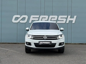 Внедорожник Volkswagen Tiguan 2016 года, 1870000 рублей, Ижевск
