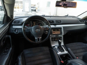 Седан Volkswagen Passat CC 2011 года, 1150000 рублей, Самара