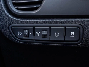 Хетчбэк Kia Rio X 2022 года, 1980000 рублей, Краснодар