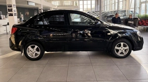 Седан Kia Rio 2010 года, 690000 рублей, Орёл