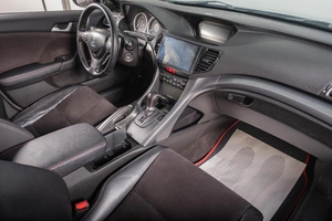 Седан Honda Accord 2011 года, 1149000 рублей, Томск