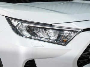 Внедорожник Toyota RAV4 2019 года, 2999000 рублей, Волгоград