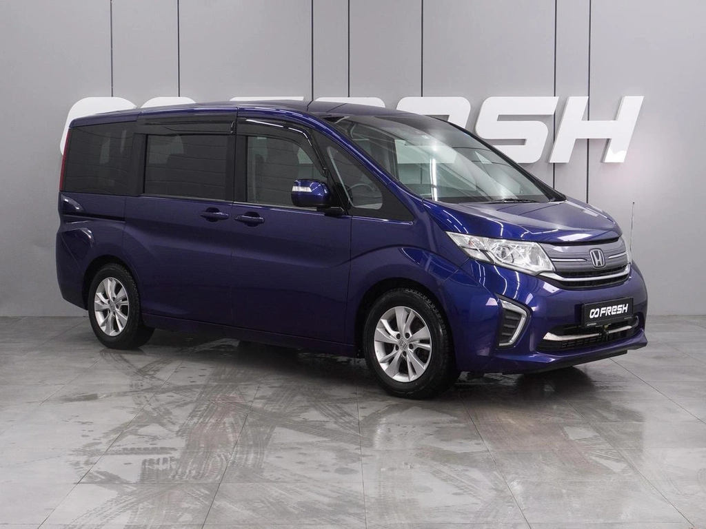 Минивэн Honda Stepwgn 2016 года, 2014000 рублей, Воронеж