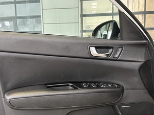 Седан Kia Optima 2019 года, 1900000 рублей, Уфа