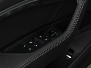 Внедорожник Audi e-tron 2020 года, 4357077 рублей, Москва