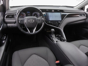 Седан Toyota Camry 2019 года, 2590000 рублей, Волгоград