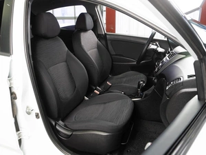 Седан Hyundai Solaris 2015 года, 1045000 рублей, Тюмень