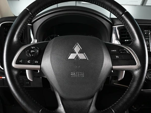 Внедорожник Mitsubishi Outlander 2012 года, 1799000 рублей, Ростов-на-Дону