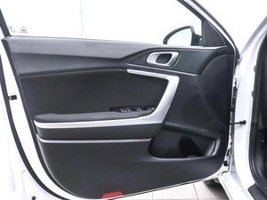 Универсал Kia Ceed 2019 года, 1535000 рублей, Красноярск