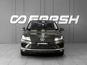 Внедорожник Volkswagen Touareg 2015 года, 2998000 рублей, Тверь