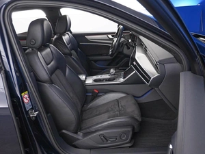 Седан Audi A6 2018 года, 3999785 рублей, Москва