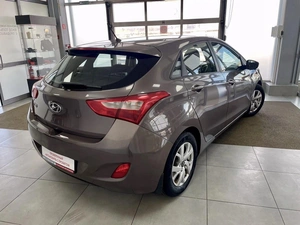 Хетчбэк Hyundai i30 2014 года, 1136000 рублей, Красноярск