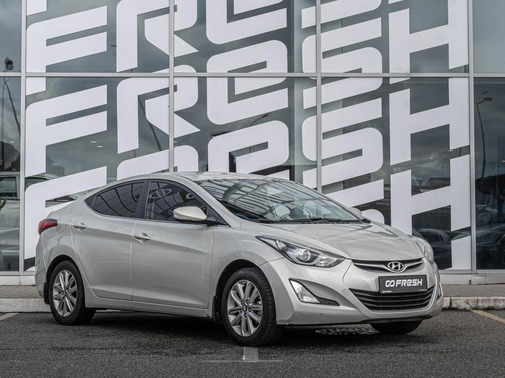Седан Hyundai Elantra 2015 года, 1260000 рублей, Краснодар