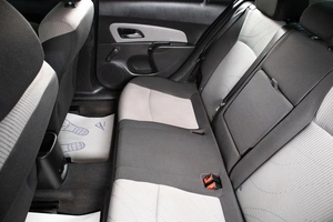 Седан Chevrolet Cruze 2013 года, 809000 рублей, Сургут