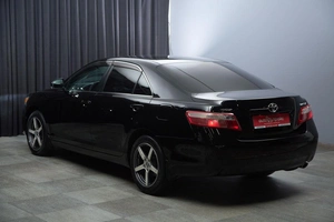 Седан Toyota Camry 2010 года, 1270000 рублей, Красноярск