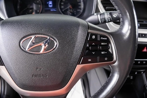 Седан Hyundai Solaris 2019 года, 1339000 рублей, Пермь